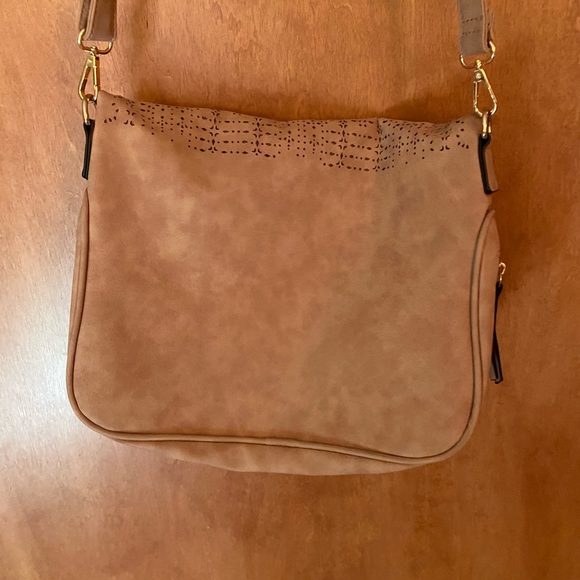 Neutral suede-like crossbody bag, like new! - Picture 8 of 9